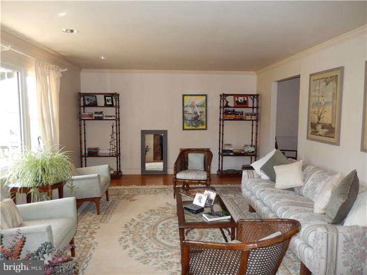 633 Paddock Road Havertown, PA 19083 - Photo 7 of 21