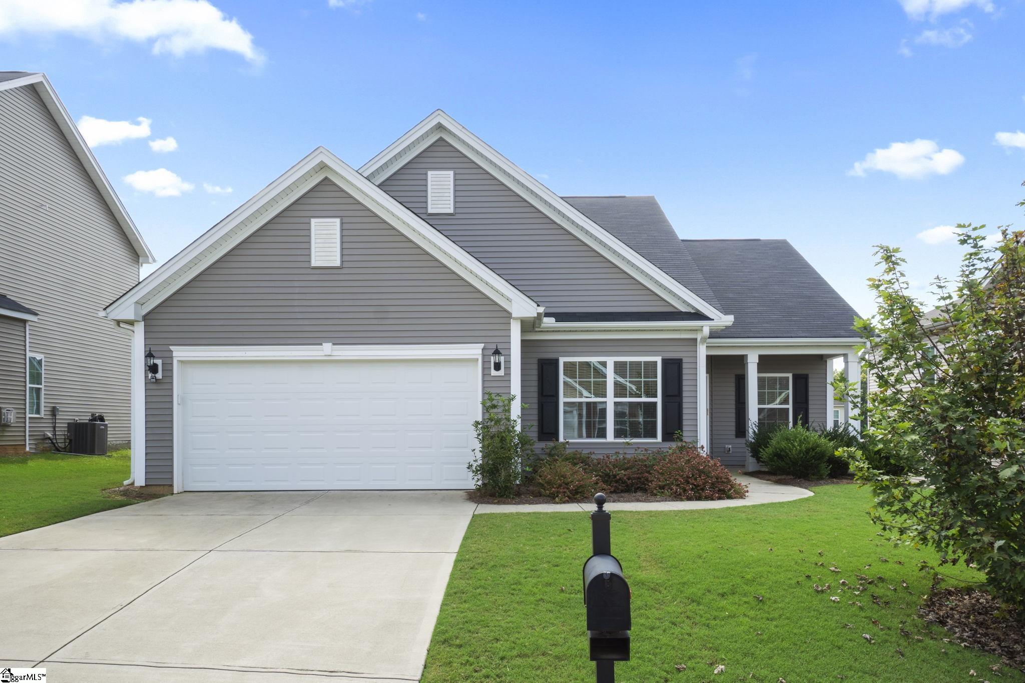 8 Howards End Court Simpsonville, SC 29681 - Photo 1 of 33 Gallery Image 1