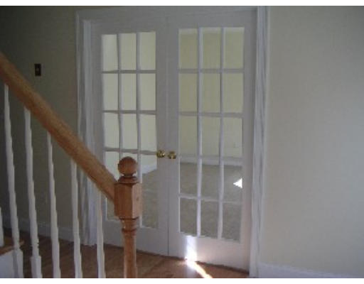 16 Fort Pond Inn Road Lancaster, MA 01523 - Photo 5 of 6