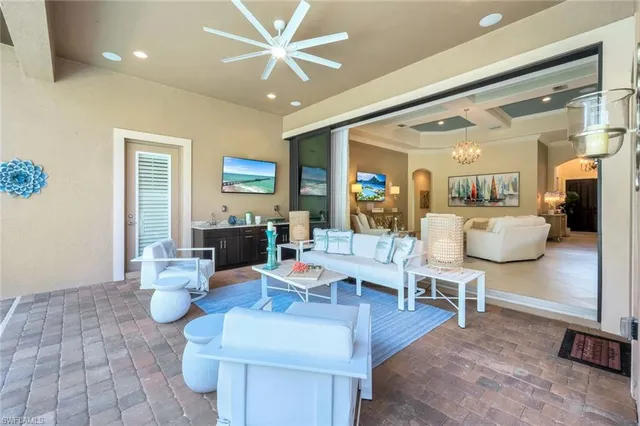 $1,500,000 | 6419 Vivaldi Court, Naples, FL 34113