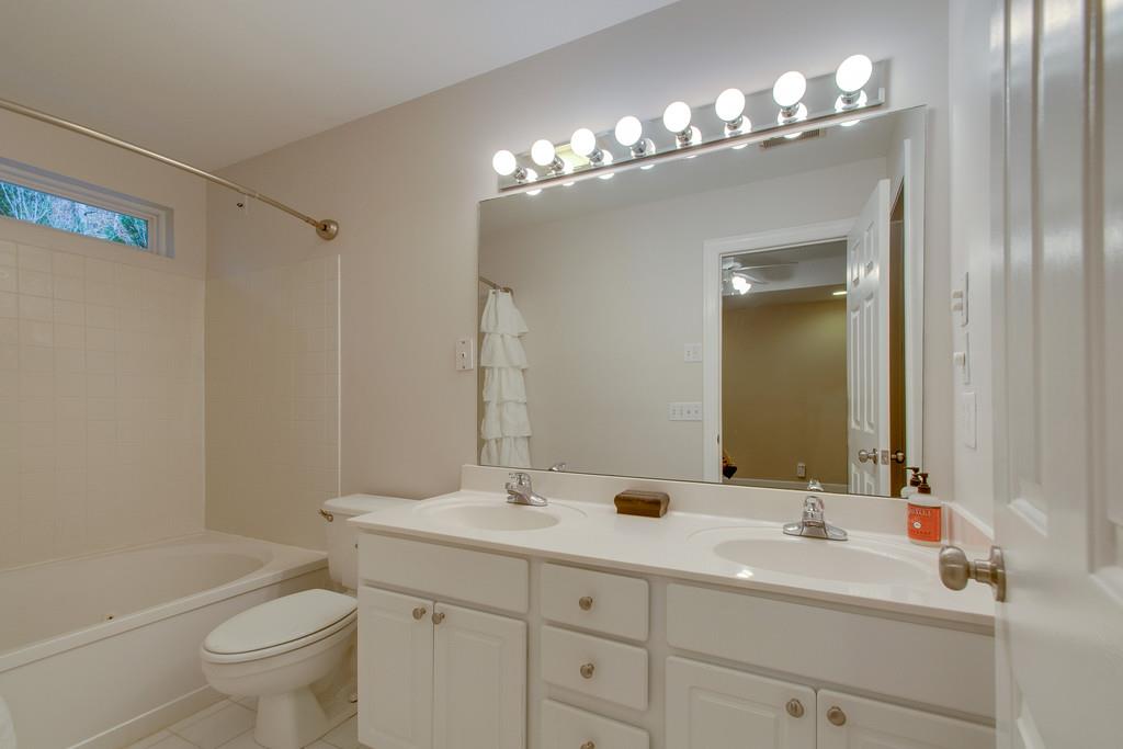 165 Hicks Road, Unit 8 Nashville, TN 37221 - Photo 24 of 26 Gallery Image 24