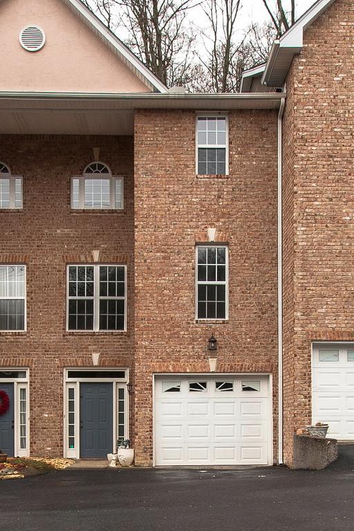 165 Hicks Road, Unit 8 Nashville, TN 37221 - Photo 3 of 26 Gallery Image 3