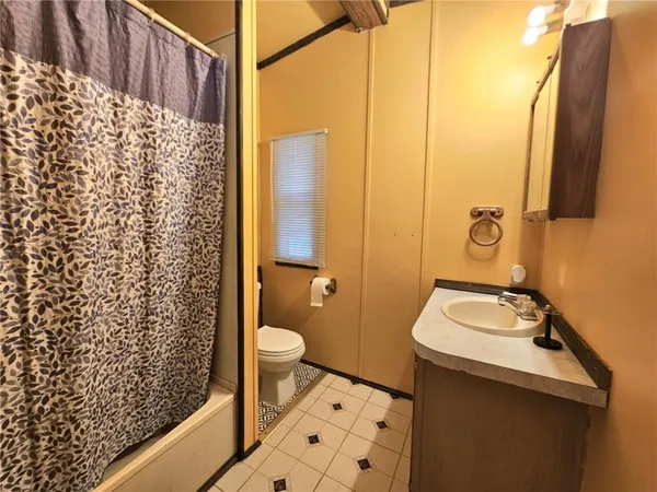 $85,000 | 103 West Willow Street, Weir, KS 66781