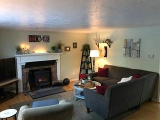 37 Pinkham Road Sandwich, MA 02563 - Photo 6 of 31 5