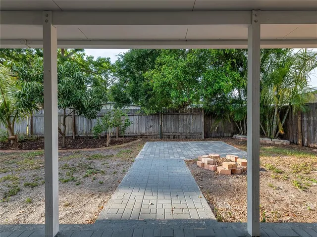 $2,700 | 4721 West Iowa Avenue, Tampa, FL 33616