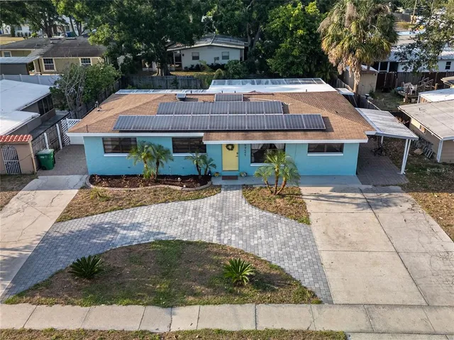 $2,700 | 4721 West Iowa Avenue, Tampa, FL 33616