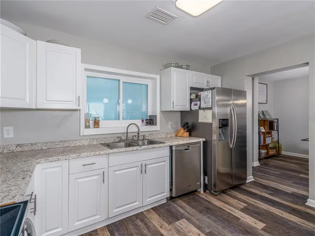 $2,700 | 4721 West Iowa Avenue, Tampa, FL 33616