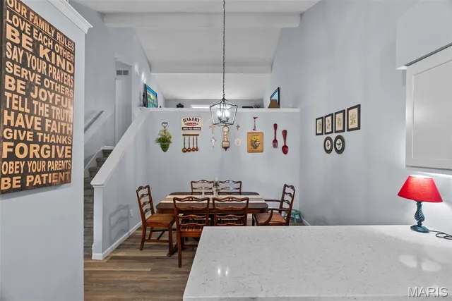 $299,999 | 13312 Wood Chapel Drive, St. Louis, MO 63141