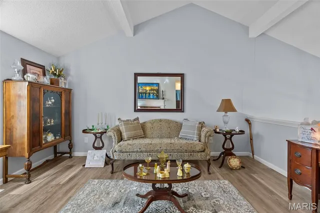 $299,999 | 13312 Wood Chapel Drive, St. Louis, MO 63141