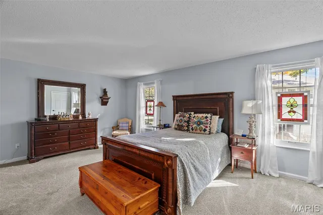 $299,999 | 13312 Wood Chapel Drive, St. Louis, MO 63141