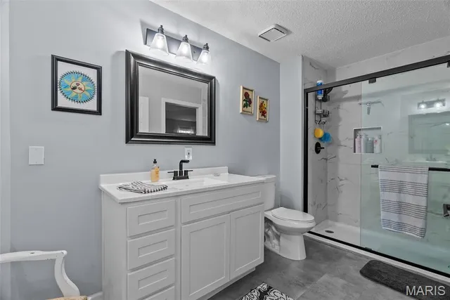 $299,999 | 13312 Wood Chapel Drive, St. Louis, MO 63141