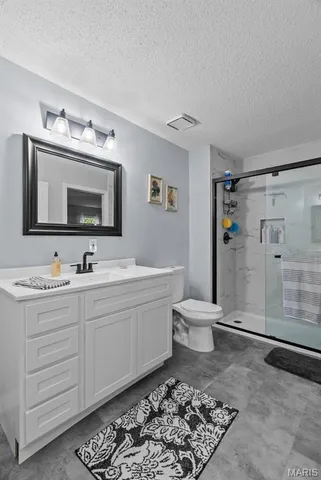 $299,999 | 13312 Wood Chapel Drive, St. Louis, MO 63141