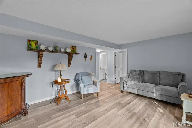 $299,999 | 13312 Wood Chapel Drive, St. Louis, MO 63141