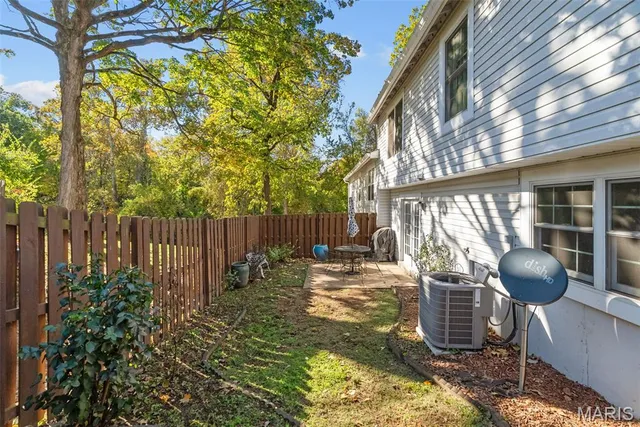 $299,999 | 13312 Wood Chapel Drive, St. Louis, MO 63141