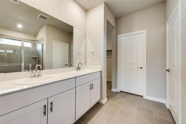 $2,850 | 2124 Sun Star Drive, Haslet, TX 76052