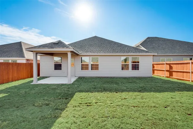 $2,850 | 2124 Sun Star Drive, Haslet, TX 76052