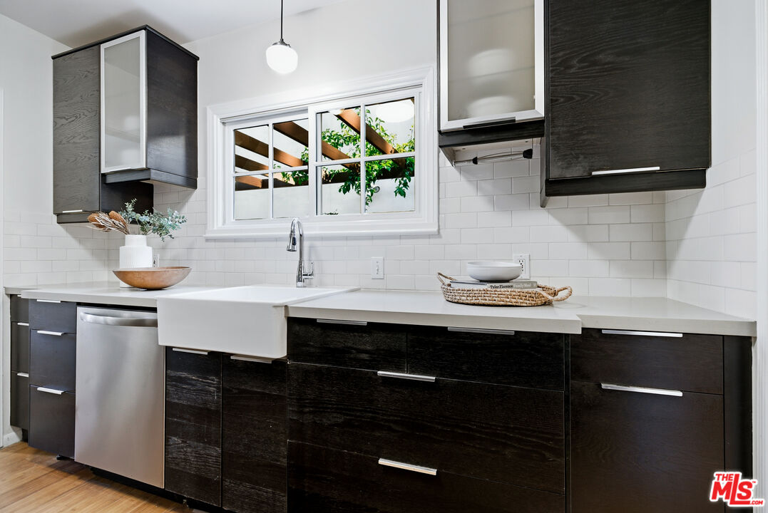 4132 Rhodes Avenue Studio City, CA 91604 - Photo 13 of 42
