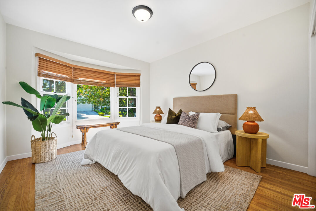 4132 Rhodes Avenue Studio City, CA 91604 - Photo 19 of 42
