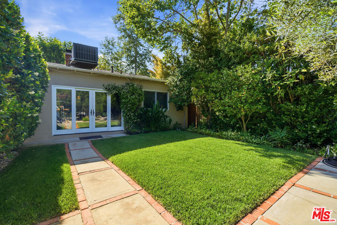 4132 Rhodes Avenue Studio City, CA 91604 - Photo 27 of 42