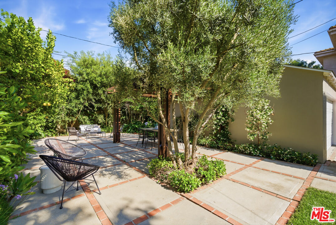 4132 Rhodes Avenue Studio City, CA 91604 - Photo 29 of 42