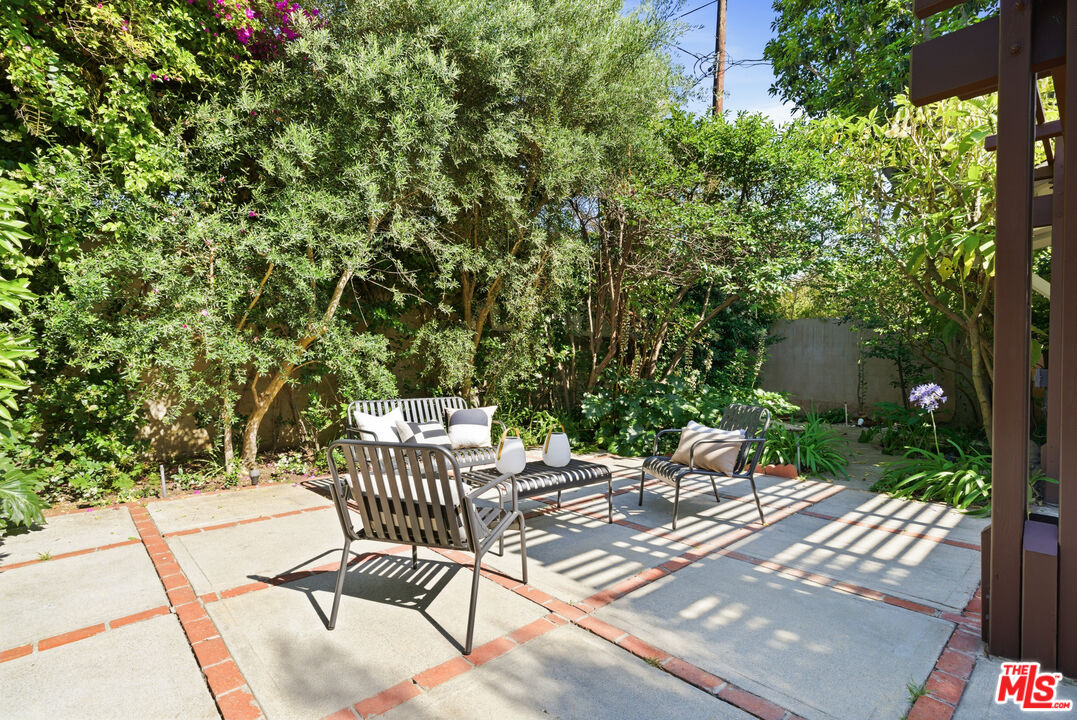 4132 Rhodes Avenue Studio City, CA 91604 - Photo 33 of 42