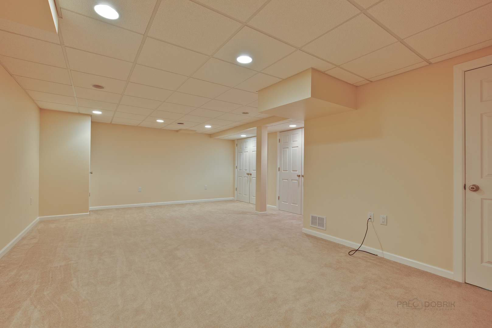 1300 Devonshire Road Buffalo Grove, IL 60089 - Photo 29 of 34 a view of an empty room