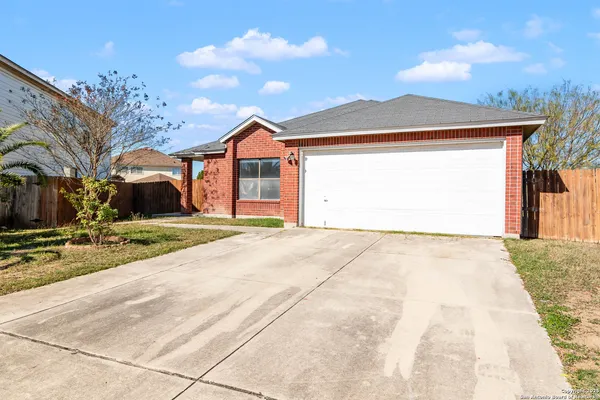 $1,595 | 5015 Shara Mist, San Antonio, TX 78251