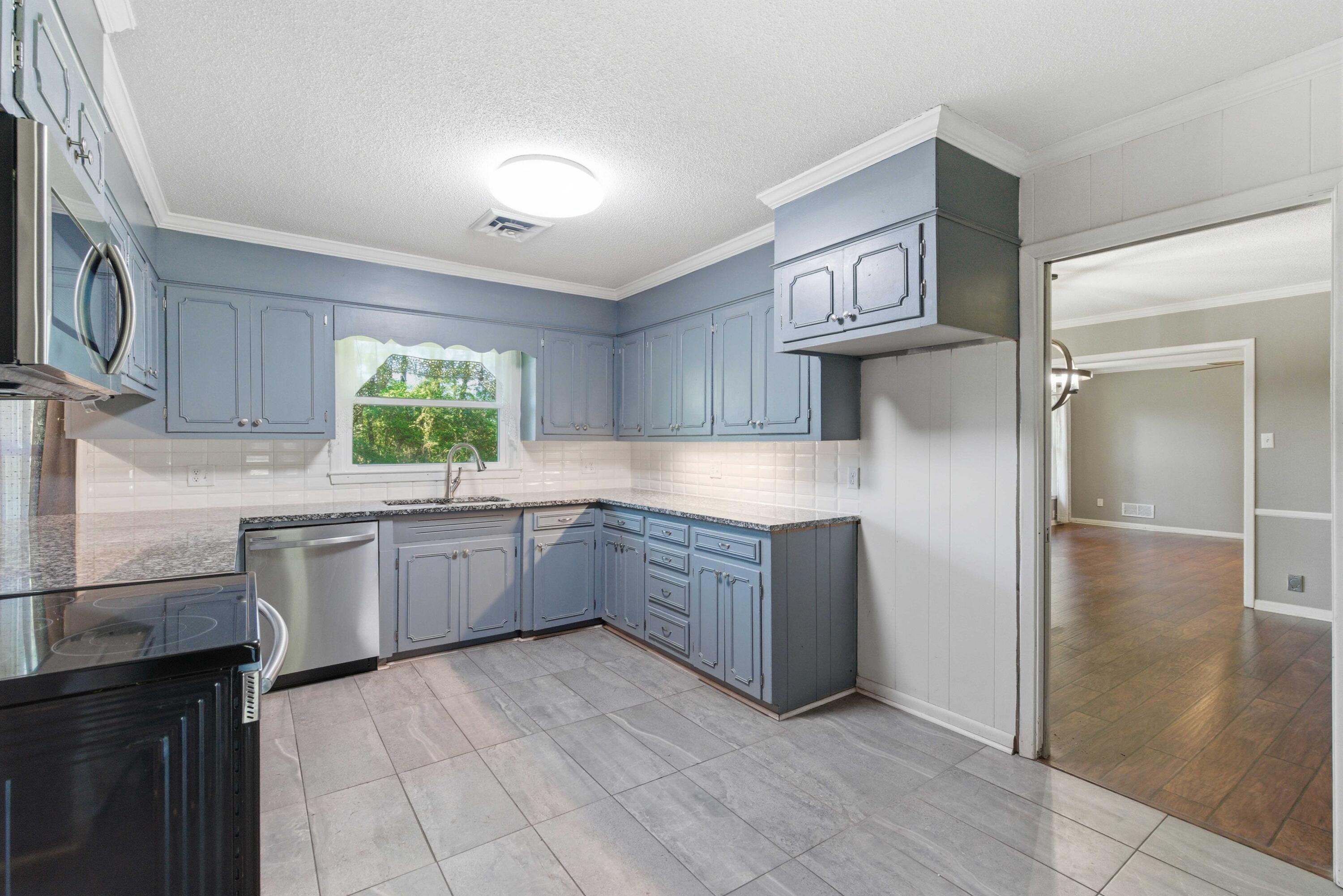 3936 Vance Road Holly Hill, SC 29059 - Photo 13 of 65