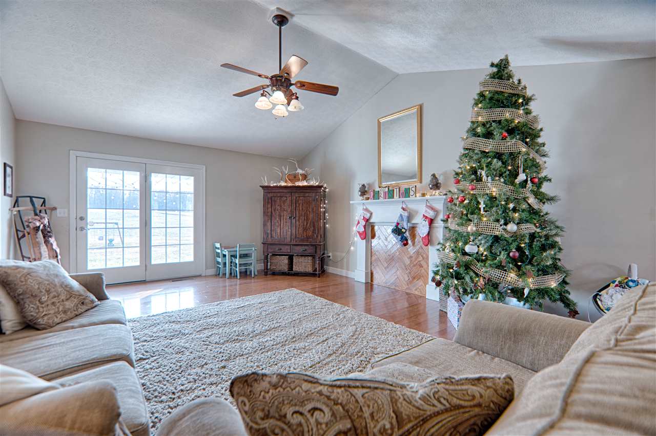 4282 West T Royster Road Robards, KY 42452 - Photo 13 of 27