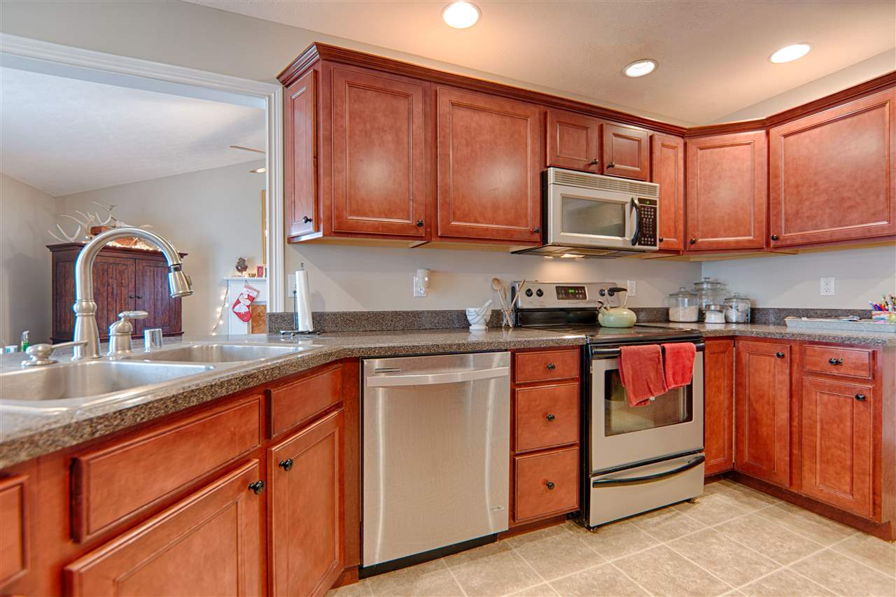4282 West T Royster Road Robards, KY 42452 - Photo 7 of 27