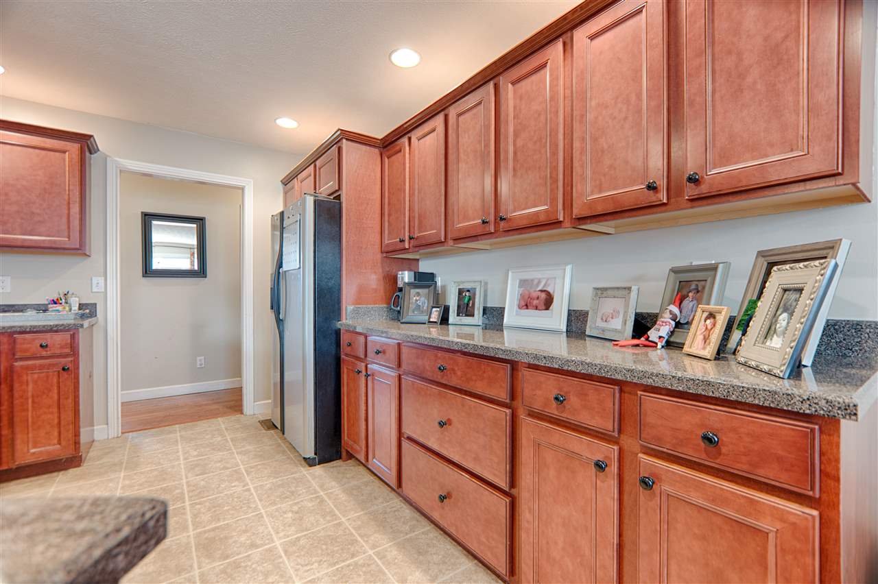 4282 West T Royster Road Robards, KY 42452 - Photo 8 of 27