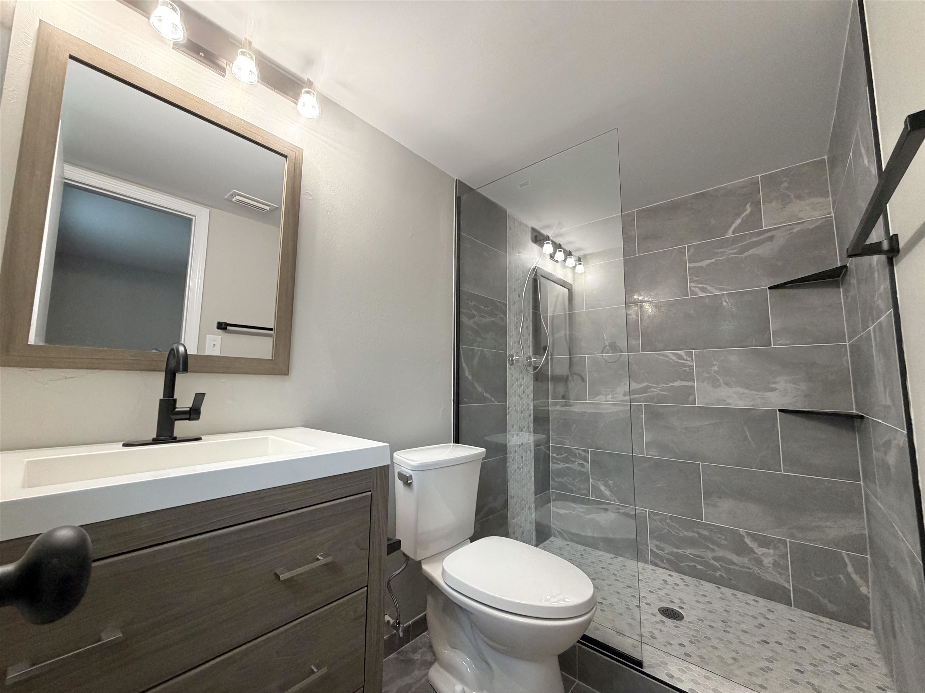 1951 North Meridian Road, Unit 67 Tallahassee, FL 32303 - Photo 8 of 20 Gallery Image 8