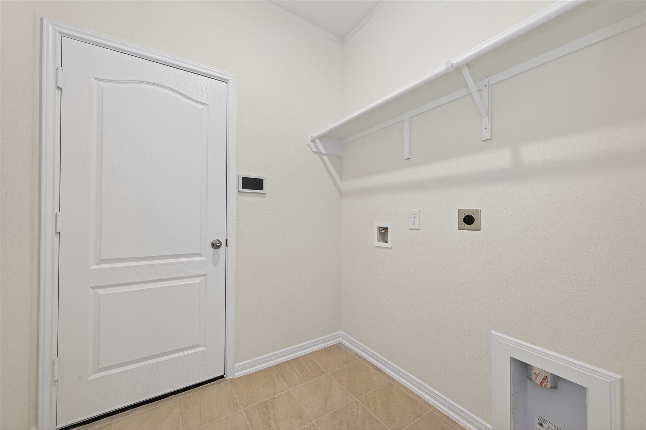 8110 Shelter Bay Lane Cypress, TX 77433 - Photo 19 of 43 Laundry