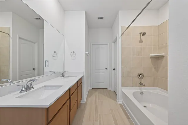 $3,100 | 8110 Shelter Bay Lane, Cypress, TX 77433