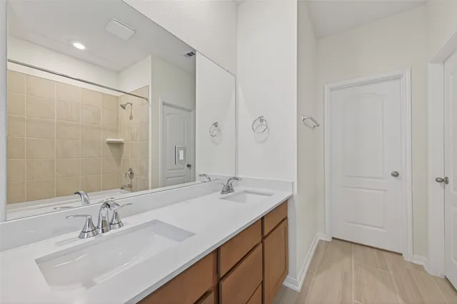 $3,100 | 8110 Shelter Bay Lane, Cypress, TX 77433