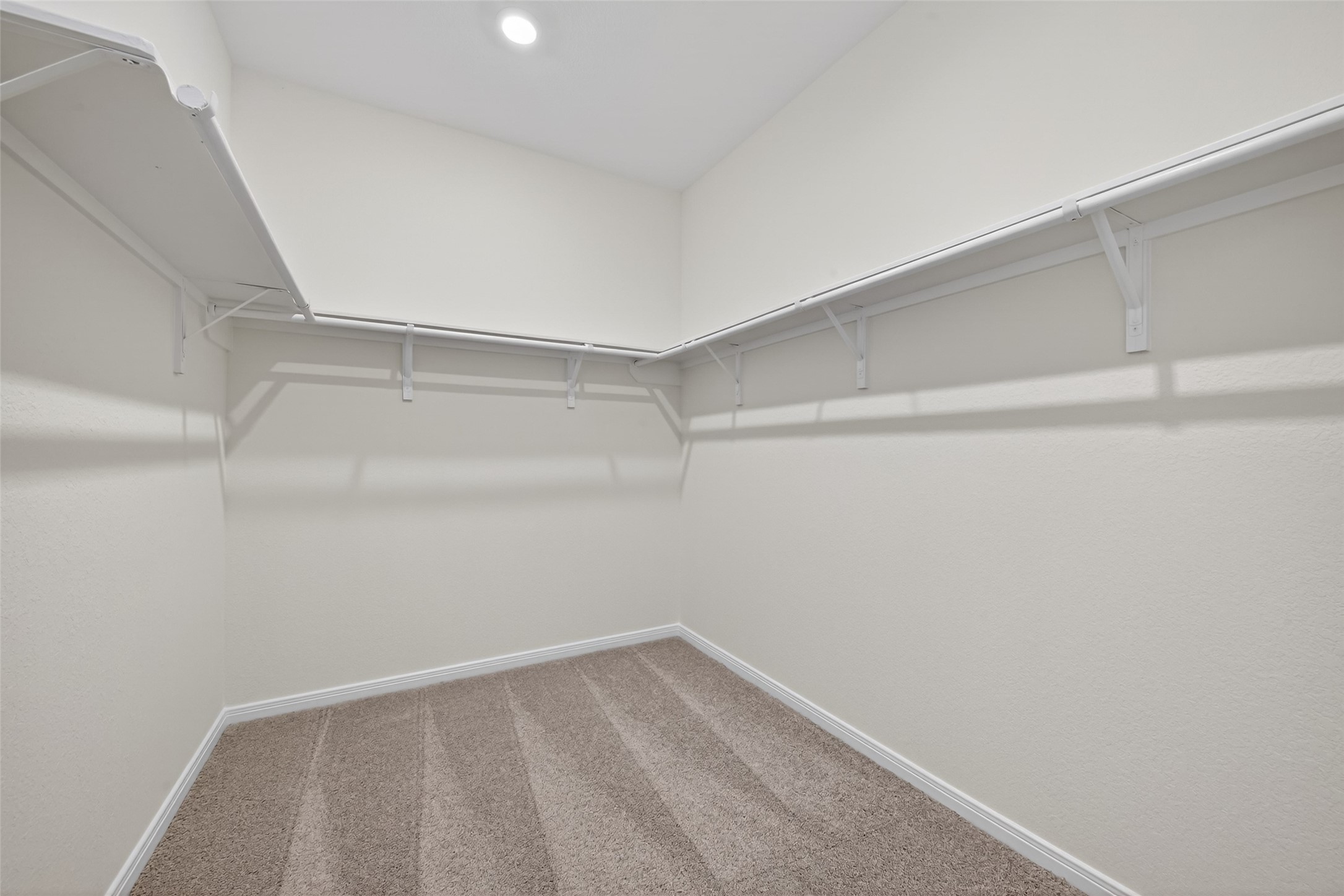 8110 Shelter Bay Lane Cypress, TX 77433 - Photo 28 of 43 Master Closet