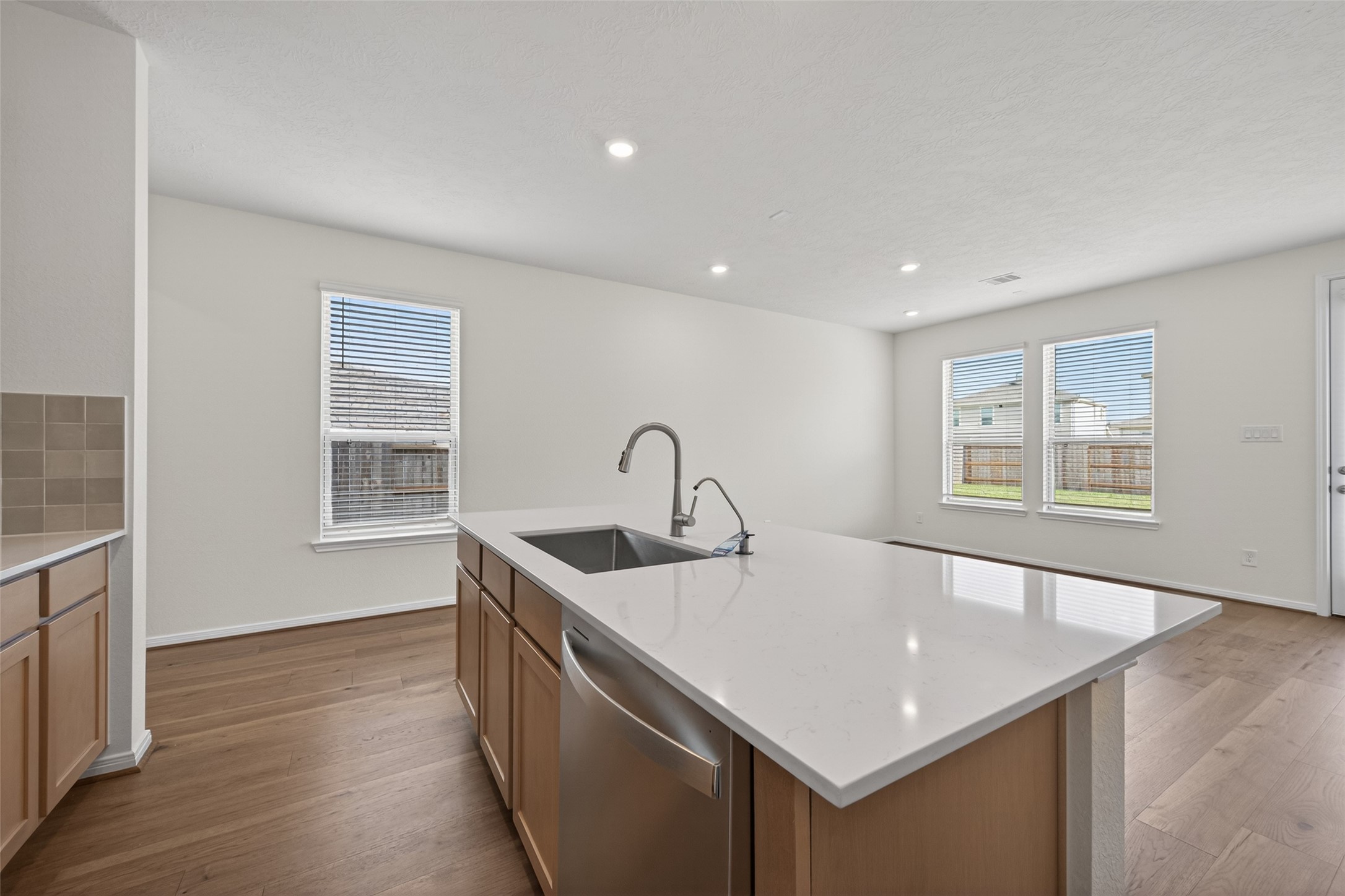 8110 Shelter Bay Lane Cypress, TX 77433 - Photo 9 of 43