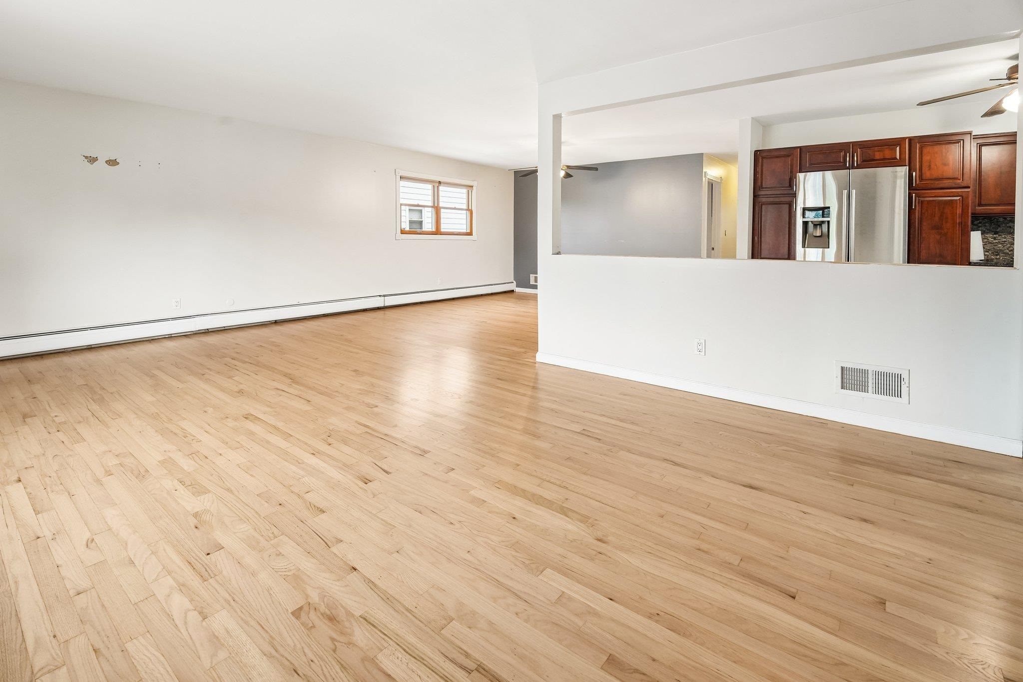 19 Acorn Road, Unit 1 Secaucus, NJ 07094 - Photo 4 of 17 Gallery Image 4