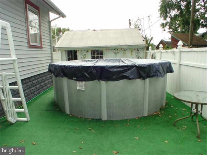 238 D Street Carneys Point, NJ 08069 - Photo 6 of 16 Gallery Image 6