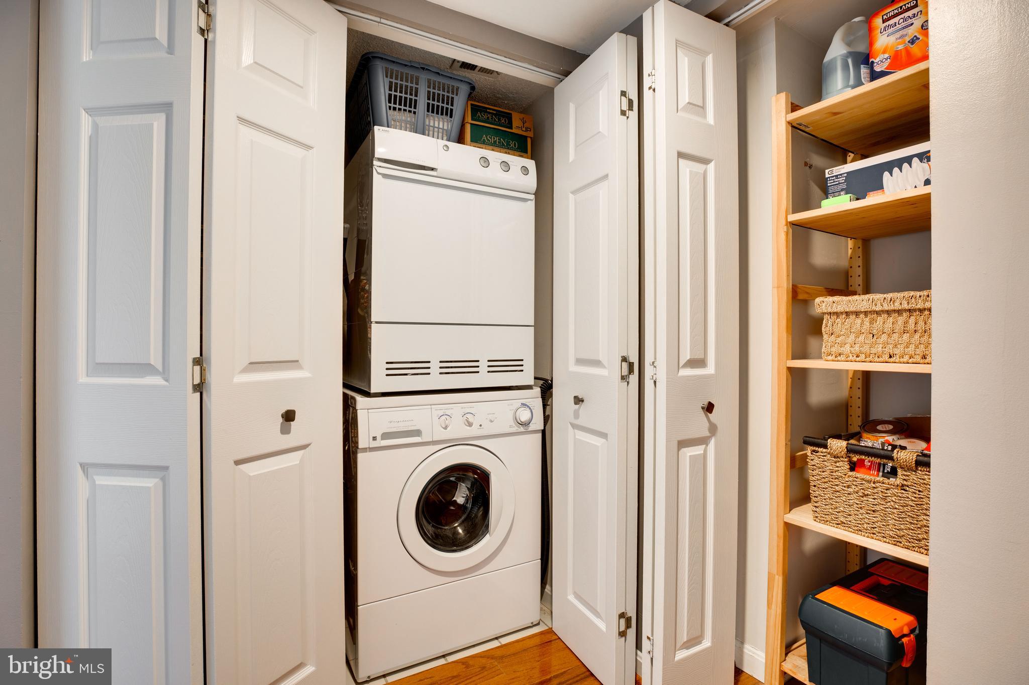 1515 South Arlington Ridge Road, Unit 602 Arlington, VA 22202 - Photo 19 of 37 W/D with hallway storage