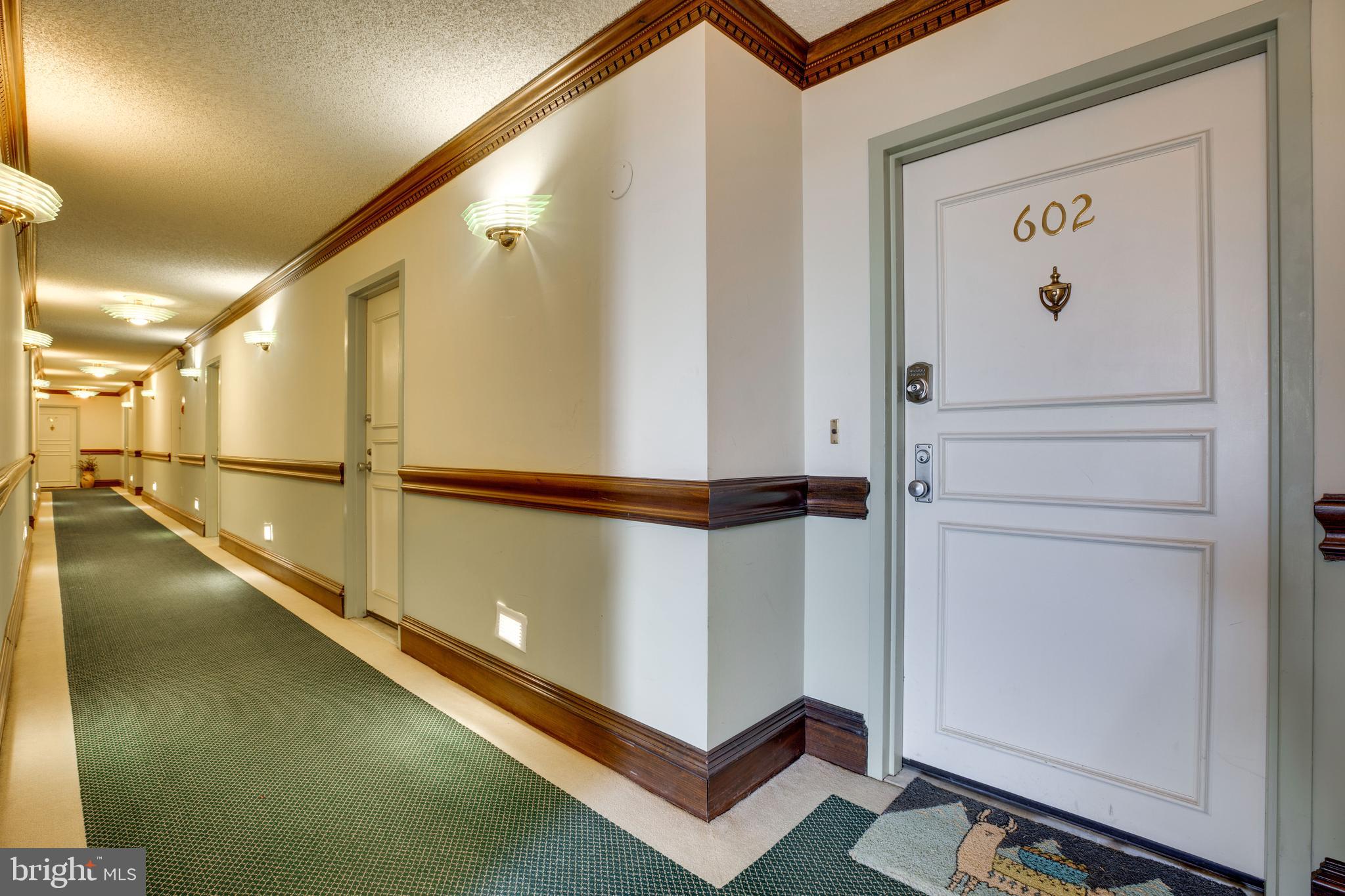1515 South Arlington Ridge Road, Unit 602 Arlington, VA 22202 - Photo 3 of 37 Come on in and check it out!
