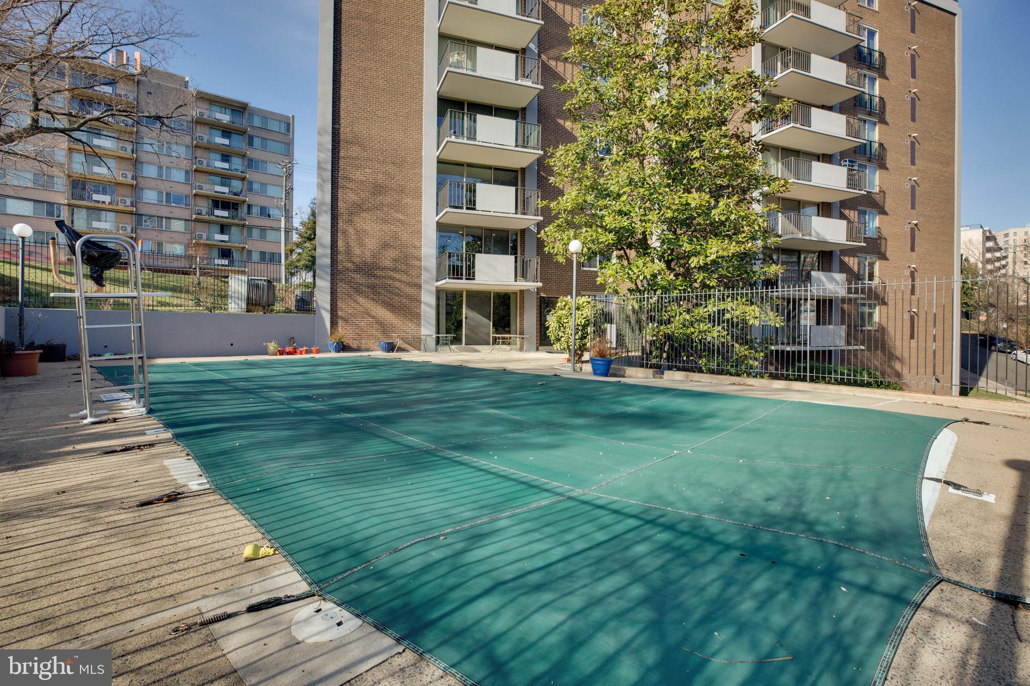 1515 South Arlington Ridge Road, Unit 602 Arlington, VA 22202 - Photo 36 of 37 Summers by the pool
