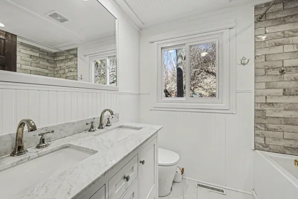 $475,000 | 5884 Rays Drive, Onsted, MI 49265