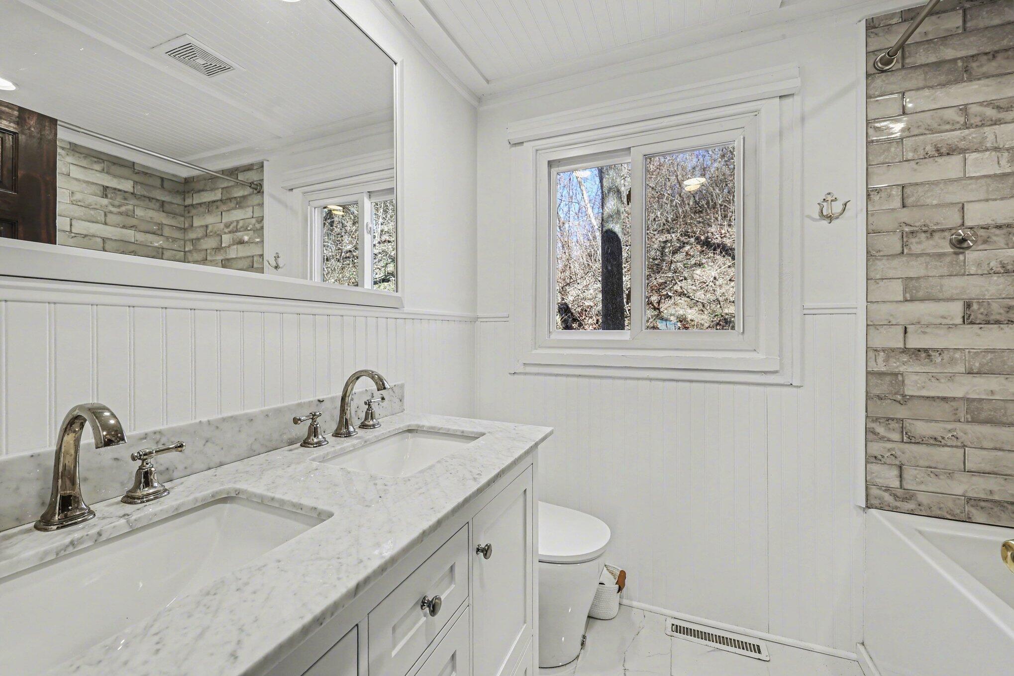 5884 Rays Drive Onsted, MI 49265 - Photo 12 of 31 009_file_7566