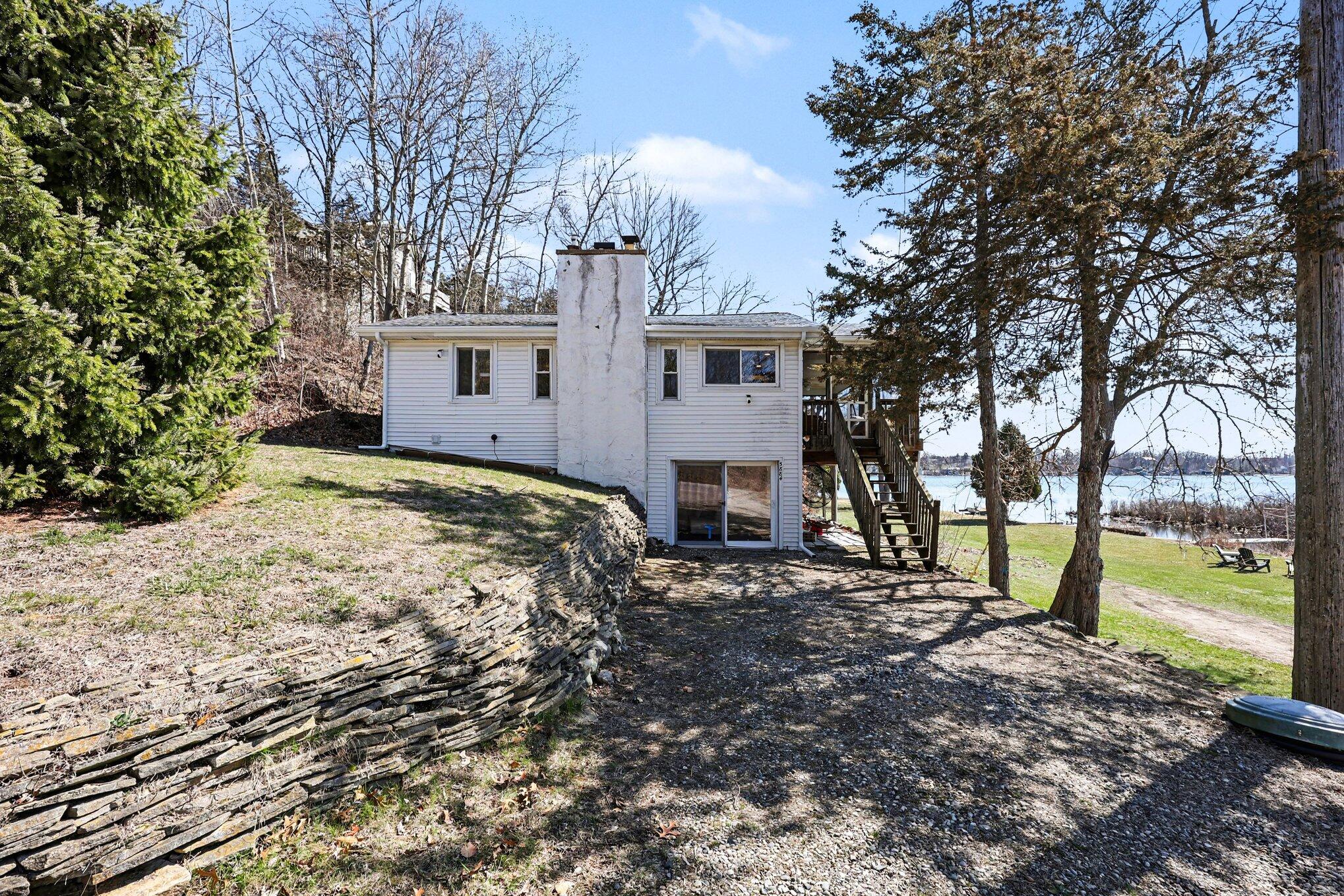 5884 Rays Drive Onsted, MI 49265 - Photo 4 of 31 024_file_4383