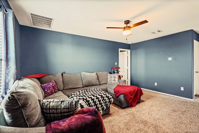 $289,000 | 116 Night Riders Way, Jarrell, TX 76537