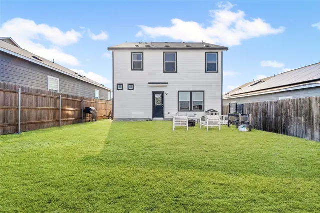 $289,000 | 116 Night Riders Way, Jarrell, TX 76537