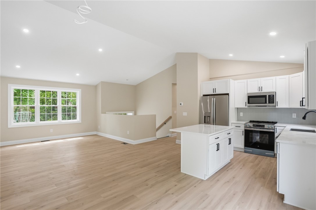51 Birch Road Cumberland, RI 02864 - Photo 9 of 46