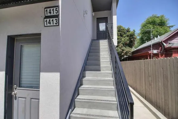 a view of entryway