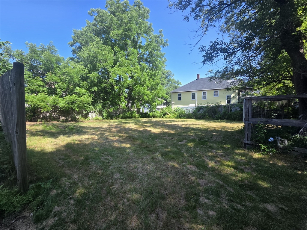 411 High Street Webster, MA 01570 - Photo 2 of 6